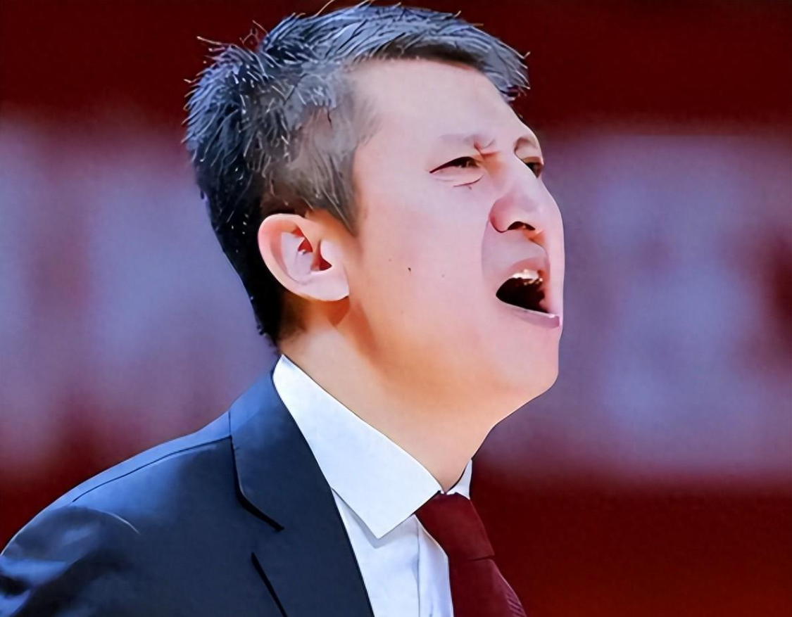 小鸟体育app下载-中国男篮重磅消息！主帅郭士强遭国际篮联审查，杨瀚森确认归队